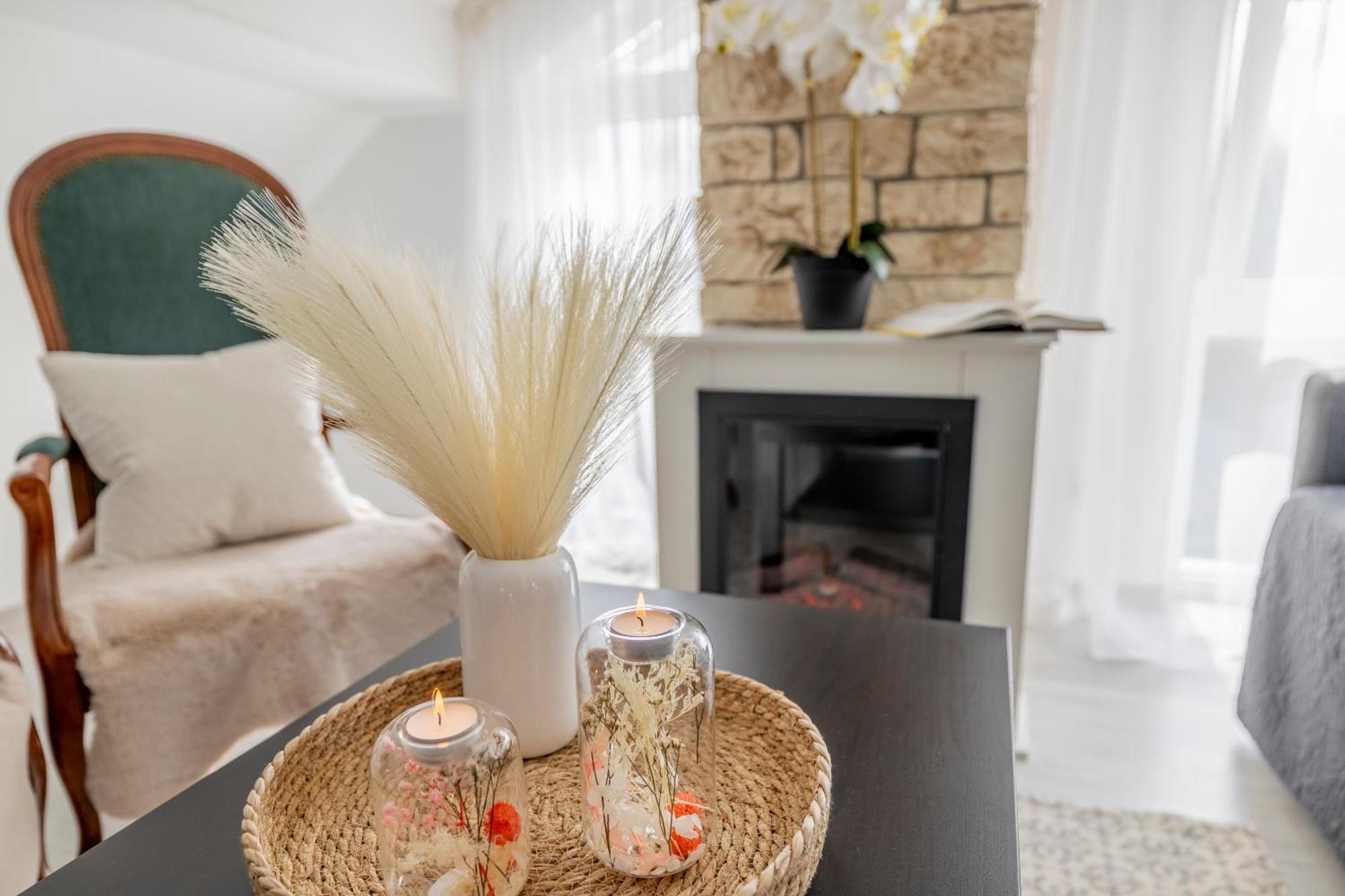 Design Maisonette - 24H Self-Check-In - Bis 7 Pers - In Direkter Weihernaehe - Parkplatz - Wifi - Balkon -Terrasse - Radwege Schiffweiler 외부 사진